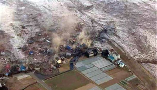 http://toelank.files.wordpress.com/2011/03/japan-2011-tsunami.jpg?w=610&h=350